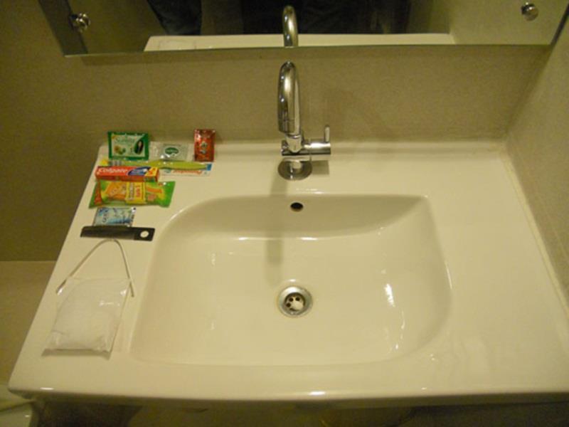 Hotel The Evergrand Palace Rajkot Bagian luar foto